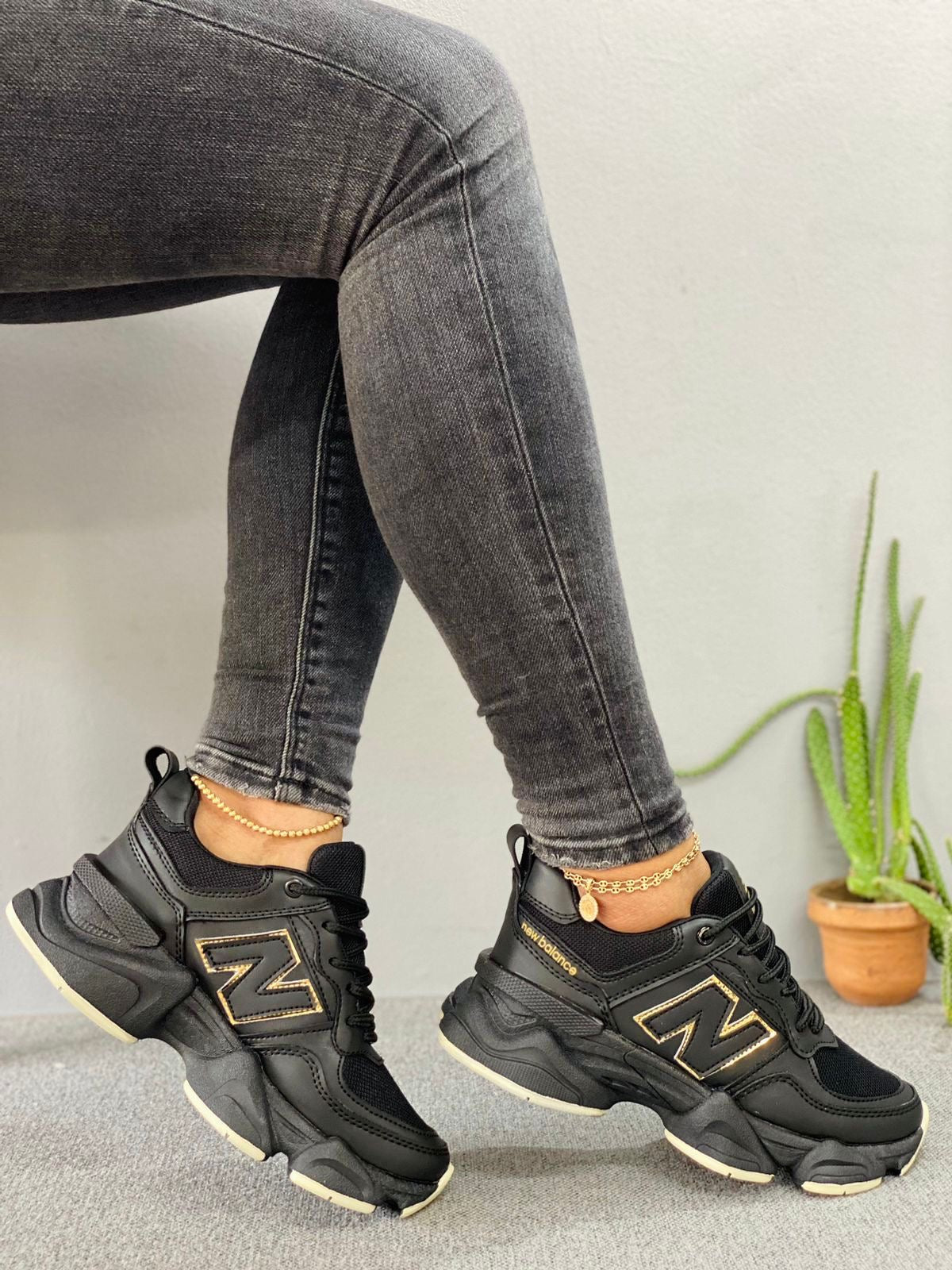 N BALANCE 9060 F