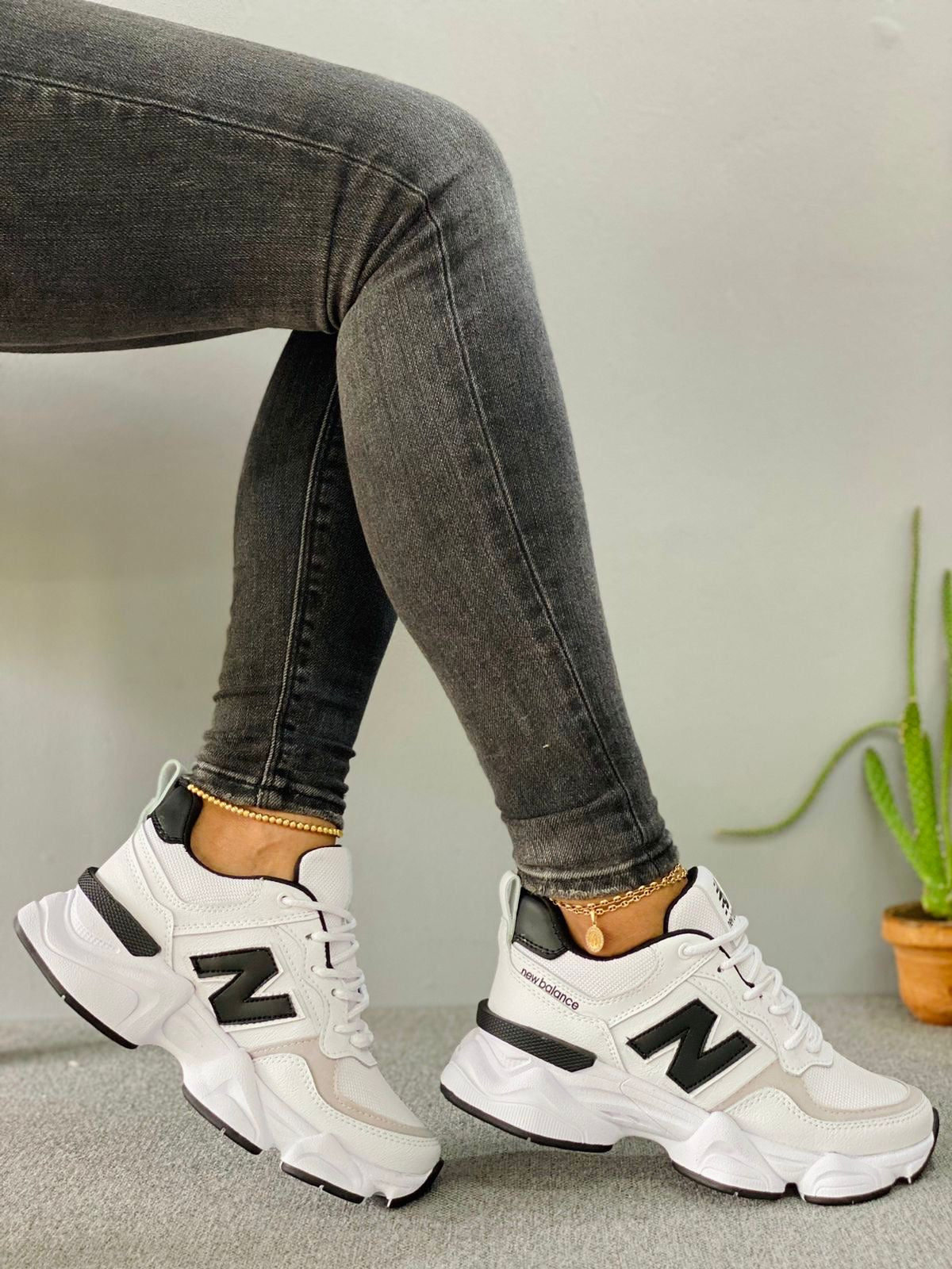 N BALANCE 9060 F